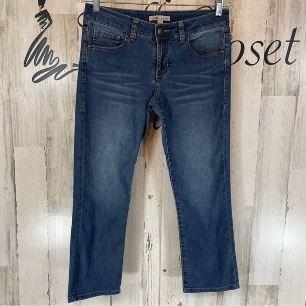 CAbi Medium Wash‎ Blue Denim Jean Cropped Mid Rise Boot Cut Leg Size 2